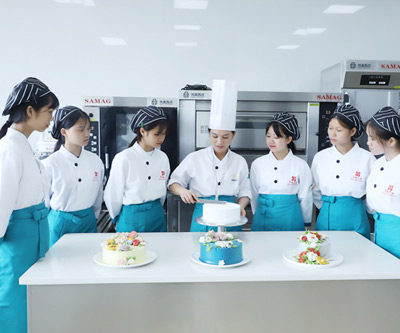 学西点用什么设备